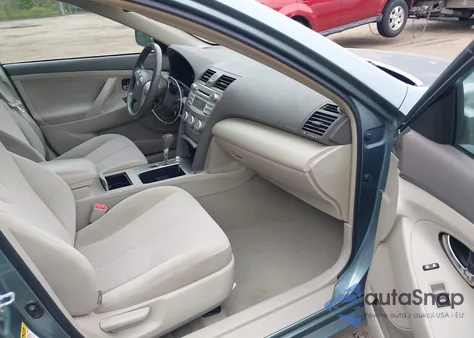 2011 Toyota Camry Le z USA, uszkodzony, nr VIN 4T1BF3EK4BU583599